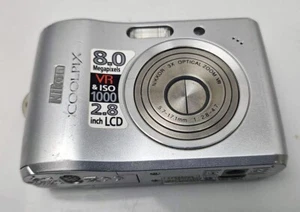 Nikon COOLPIX L15 8.0MP LCD Digital Camera Silver, Parts Only - Picture 1 of 3