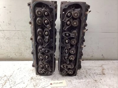 Ford Mustang 289 1966 juego de culata C6ae - códigos de fecha 6A11 / 6G8 Foto 1 de 4