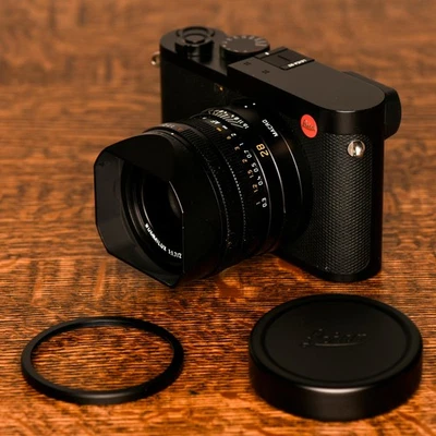 CÁMARA Leica Q2 + Paquete de accesorios - "Como nueva, muy pocas señales de uso." Foto 1 de 4