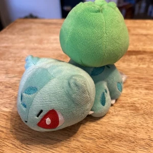 Peluche pequeño Pokemon Bulbasaur 6" - Imagen 1 de 7