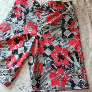 FreeStyle Revolution Boys Swim Trunks Sz 14 Floral Pattrn Shorts Mesh Lining W28 - Picture 1 of 14