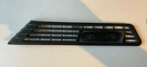 Gebrauchter Bertone X1/9, X19 1500 externer B-Säulen-Entlüftungsgrill - 4463174 Einheitsgröße - Bild 1 von 4