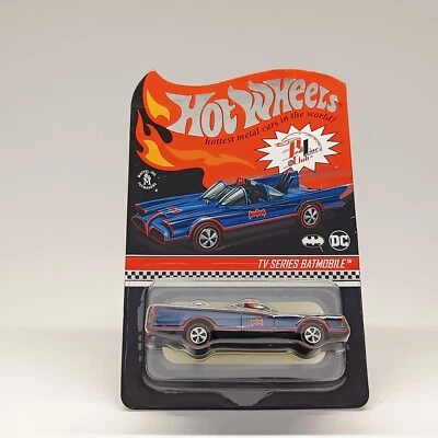 2021 - 1966 TV Series Batmobile RLC Hot Wheels 1/64 - (Red Line Club) - Immagine 1 di 3
