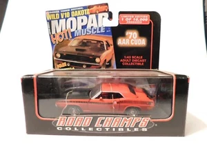 ROAD CHAMPS 1970 AAR CUDA BARRACUDA w DISPLAY CASE 1/43 O Scale RED/BLACK - Picture 1 of 2