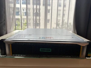 HPE MSA 1050 SAN 24 slots 12G DP 10K 1.2 TB x 12 12 G DP 15K 900 GB x 2 - Photo 1/6