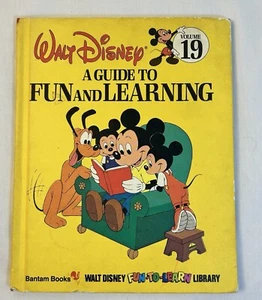 Vtg Walt Disney A Guide to Fun and Learning Volume 19 1983 Fun-to-Learn Mickey - Picture 1 of 4