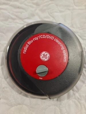 GE Radial Blu-ray/CD/DVD Disc Cleaning System Model 3583 - Image 1 of 2