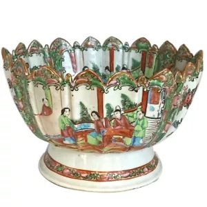 Antique Chinese Export Qing Porcelain Rose Medallion Footed Center Bowl c. 1880 - Picture 1 of 11