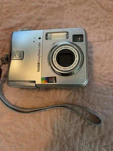 KODAK EASYSHARE C330 - Picture 1 of 3