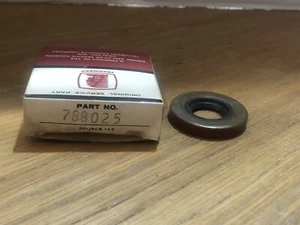 Tecumseh New Old Stock # 788025 SEAL - Picture 1 of 4