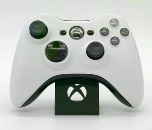 Controlador inalámbrico OEM Microsoft Xbox 360 OEM 1403 personalizado blanco y negro PROBADO - Imagen 1 de 9