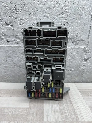 ❇️❗️2005-2006 Acura RSX TYPE S & BASE Interior Cabin Fuse Box OEM 38200-S6M-A02 - Image 1 of 4