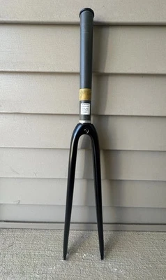 Reynolds Ouzo Pro Fork 700c Integrated 1-1/8” Threadless Carbon Steerer - Image 1 of 4