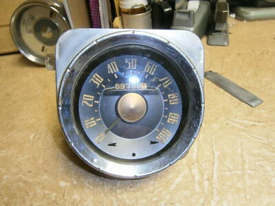 Studebaker 1947 Commander & Land Cruiser Speedometer - Image 1 of 3