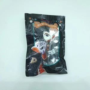 Chick-Fil-A SoCal Wild Wing Troll Puppe Anaheim Enten - Brandneu Versiegelt  - Bild 1 von 4