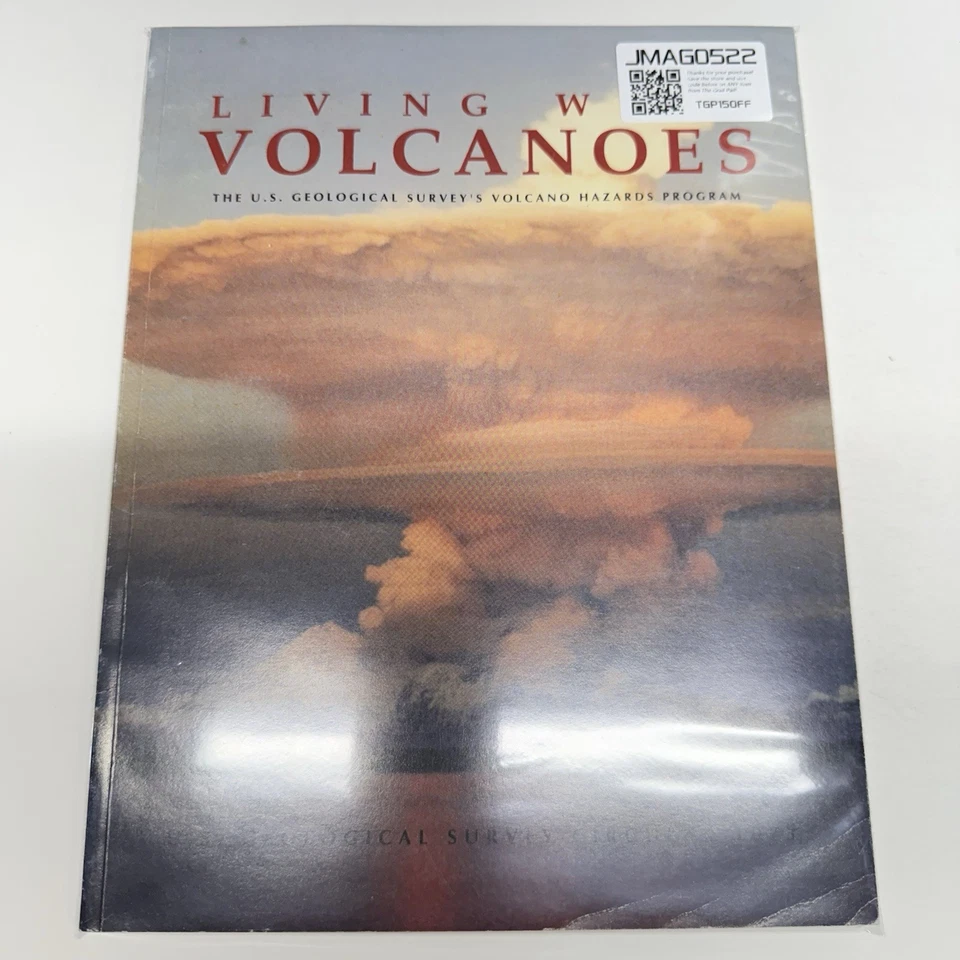 Living with Volcanoes US Geological Survey Circular 1073 USGS 1992 Rare NM - Image 1 of 4