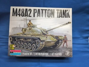Monogram 1:35 M48A2 Patton Tank Plastik Modellbausatz 85-7853 - Bild 1 von 4