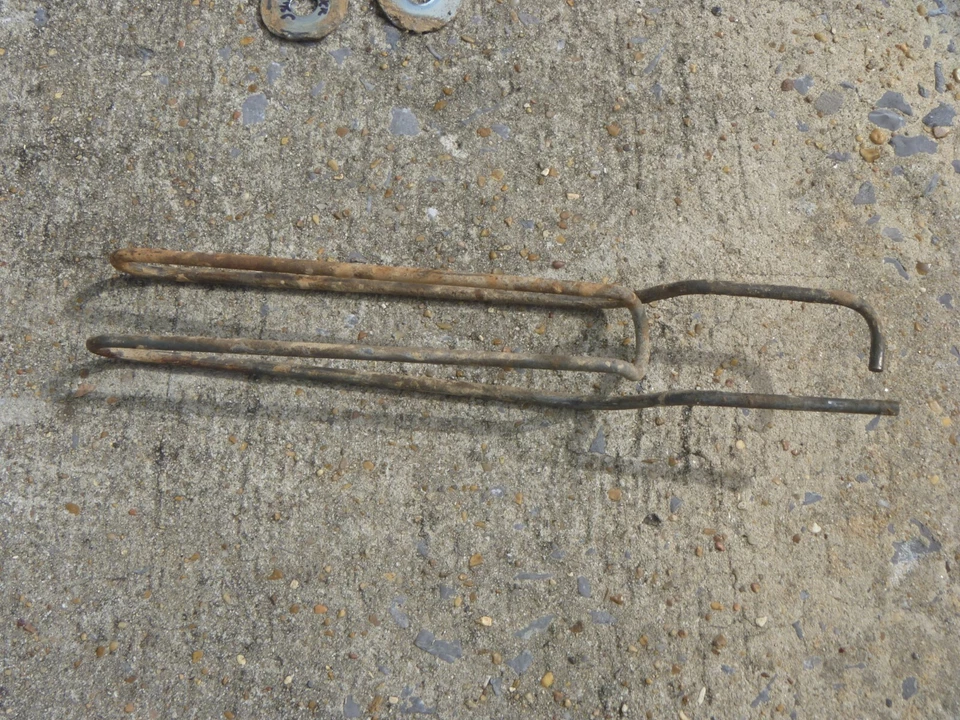 Guía de soporte de cable de freno delantero Yamaha MX100 MX 100 79-81 DE FÁBRICA OEM Foto 1 de 1