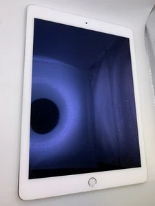 iPad Air 2 WIFI 32gb Silver - Picture 1 of 9
