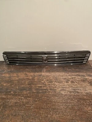Parrilla delantera Toyota MarkII JZX90 / GX90 1992-1996 Foto 1 de 4