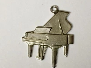 PIANO CHARM - Picture 1 of 1