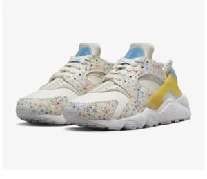 Nike Air Huarache Run Ladies Girls UK 4 EUR 37.5 Sail University Blue DV3209 100 - Picture 1 of 12