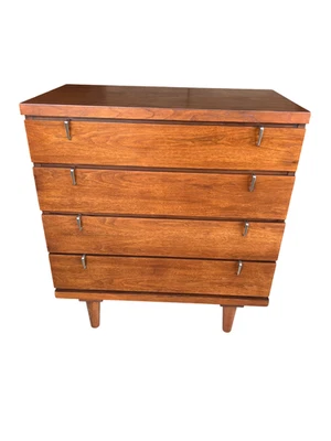 Mid-Century Walnut Four-Drawer Dresser with Sculpted Chrome Handles - Image 1 of 4