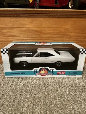 Rare ERTL Peachstate 1969 Plymouth Hemi GTX  White Limited Edition 1/2500 - Image 1 of 4