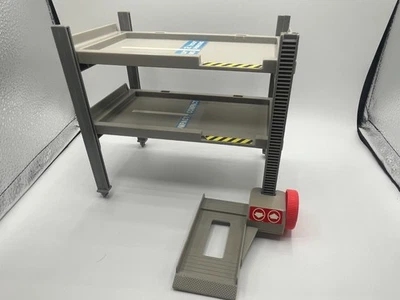 1993 Hot Wheels Travel Sto & Go Parking & Service Garage Playset Elevator Part - Image 1 of 4