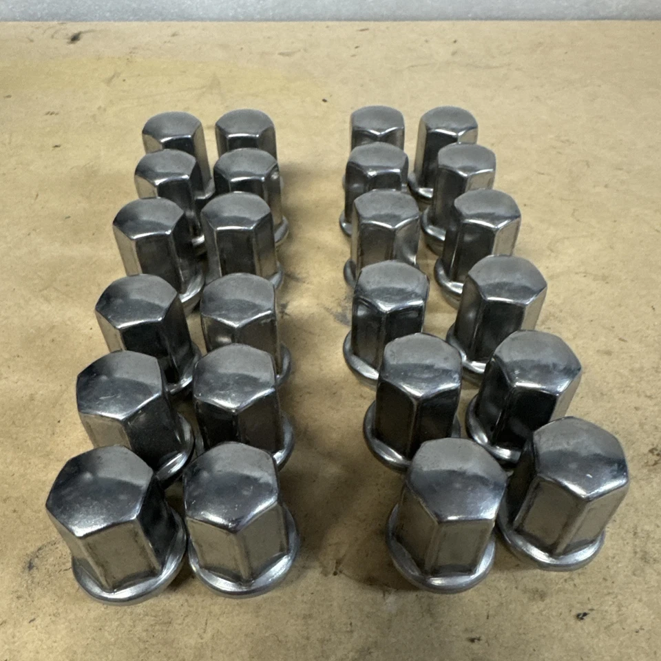 1988-2023 GMC SIERRA Chevy Silverado Tahoe FACTORY OEM LUG NUTS 14x1.5 09596070 - Image 1 of 4