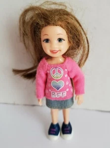 TY Inc. 2009 Li'l Ones Puppe braune Haare BFF Herz Peace Zeichen Shirt - Bild 1 von 3