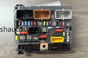 Citroen C4 & Peugeot 308 Partner BSM 9807028780 Under Hood Fuse Box - Picture 1 of 13