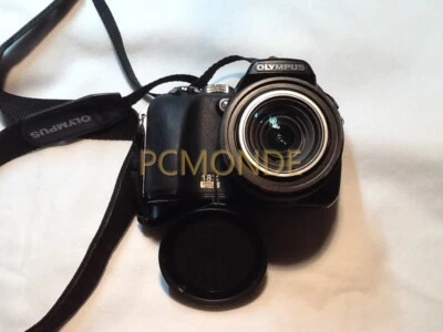 Olympus SP-560UZ 8MP Digital Camera with Dual Image Stabilized 18x Optical Zoom - Image 1 of 4