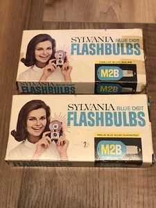 20 M2B Sylvania Blue Dot Flashbulbs Vintage Original Box USA 1.5 Boxes - F - Picture 1 of 3