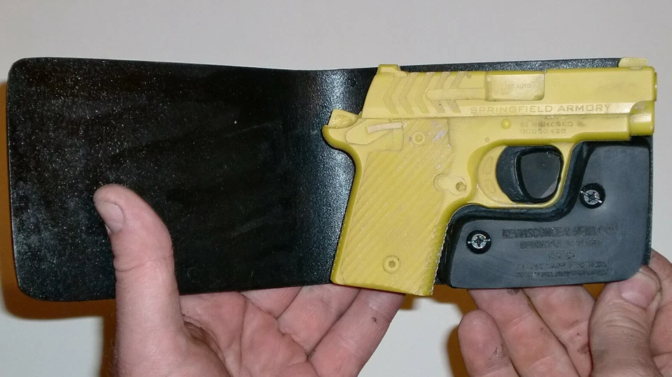 Kevin's Wallet/Pocket Holster - Springfield 911 380/9mm - Image 1 of 4