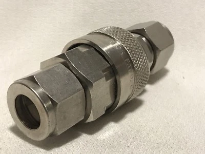 Swagelok QF8-B-316 1/2" Quick Disconnect - Image 1 of 3