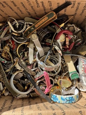 Bulk Watches 12.1 lbs Mixed - Image 1 of 4