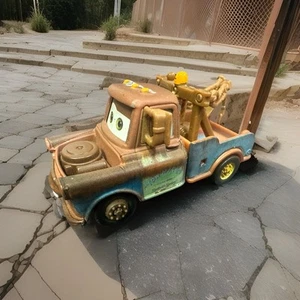 Disney Pixar Diecast Mater Tow Truck Collectible L5253 Mattel - Picture 1 of 7