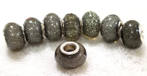 Juego de 8 cuentas de cristal europeo de Murano moteado gris enchapado en plata - Imagen 1 de 3