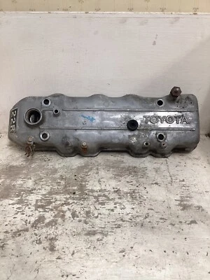 Cubierta de válvula de motor Toyota Pickup 4Runner Celica 20R 22R 1975-1984  Foto 1 de 4