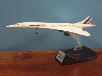 MODELLINO AEREO AIR FRANCE CONCORDE METALLO DIECAST 1/460 FABBRI - Immagine 1 di 4