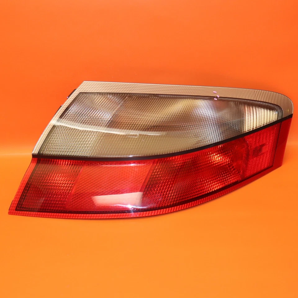 PORSCHE 911 CARRERA TURBO TAIL LIGHT RIGHT PASSENGER 2002 2003 2004 99663141800 - Image 1 of 4