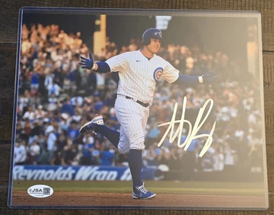 Anthony Rizzo signed Chicago Cubs 8x10 picture. Comes with JSA Authentication. - Image 1 of 3
