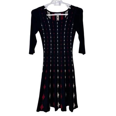 Vestido Suéter Danny and Nicole Para Mujer Pequeño Negro Rojo Blanco Tejido Diamante Usado en Excelente Condición Foto 1 de 4