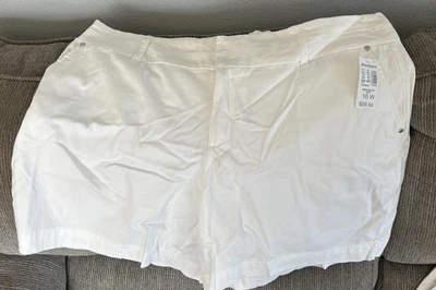 🌸 Dressbarn Ladies White  Shorts 100% Cotton Size 16W NWT🌸  - Image 1 of 4