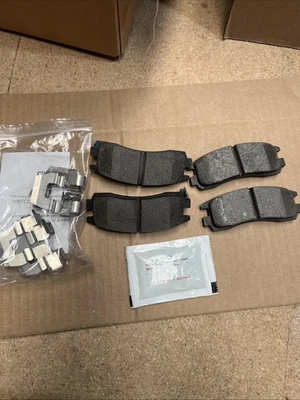 Juego de pastillas de freno de disco-Priority One cerámica BPR Bendix CFC698 Foto 1 de 4