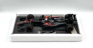 *NEW* Minichamps 1/18 McLaren Honda MP4/30 Jenson Button Spanish Grand Prix 2015 - Picture 1 of 10
