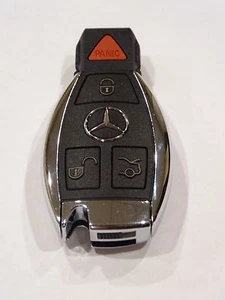 MERCEDES BENZ Factory OEM KEY FOB 4 BUTTON Keyless Entry Remote GENUINE - Picture 1 of 5