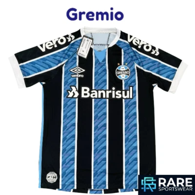 AUTHENTIC GREMIO (BRAZIL) 2020-21 HOME FOOTBALL SHIRT MEDIUM ADULT UMBRO (BNWT) - Image 1 of 4