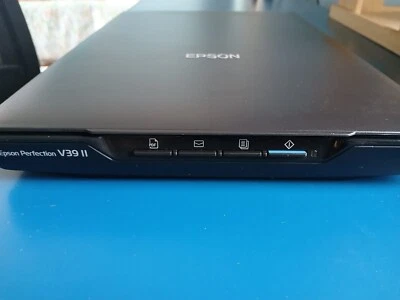 Epson Perfection V39 Scanner con Alimentazione USB - Nero - Immagine 1 di 4